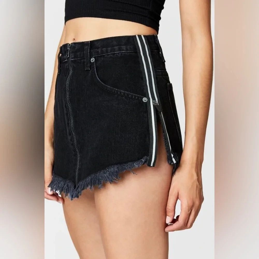 Carmar Beatrice Front Zip Mini Skirt 26 Festival Streetwear Goth Grunge Edgy
